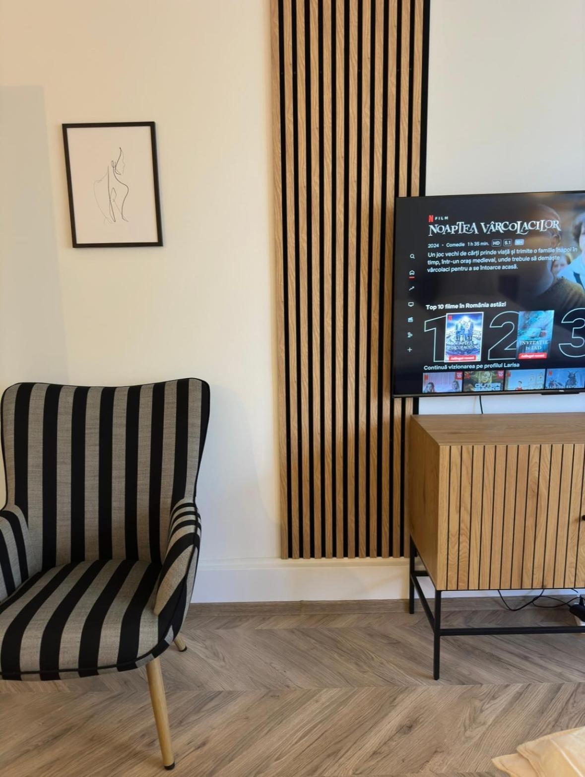 One Room Apartment- Self Check-In 24H Resita Eksteriør billede